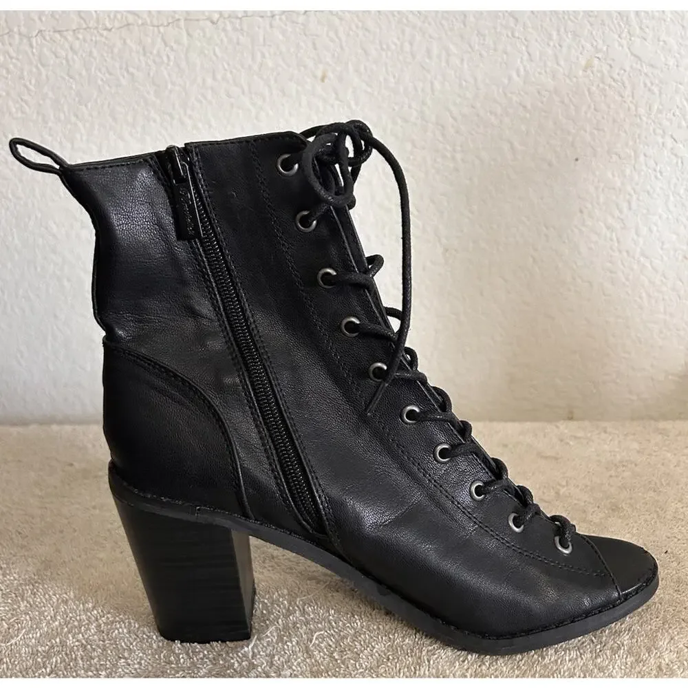 Breckelles Tina-15 SZ 8 Black Lace Up Boot Open Toe Block Heel Zip Faux Leather